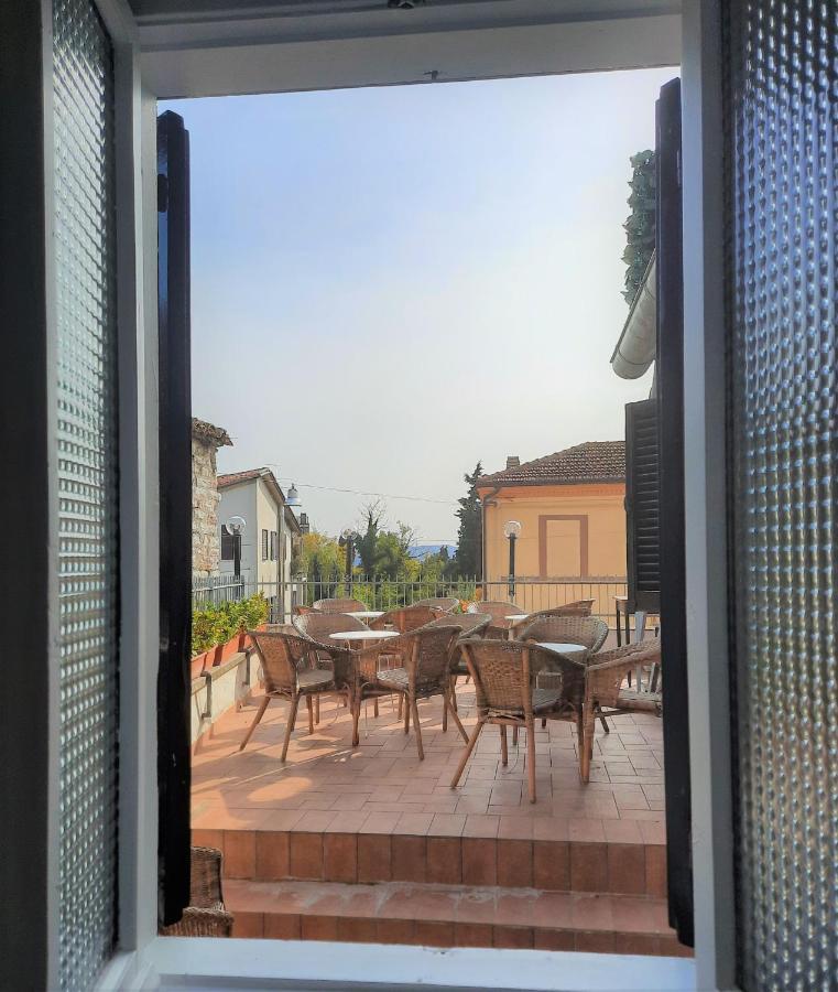 Hotel San Francesco E Il Lupo 구비오 외부 사진