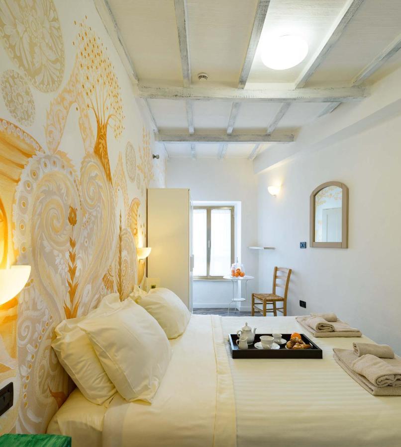 Hotel San Francesco E Il Lupo 구비오 외부 사진