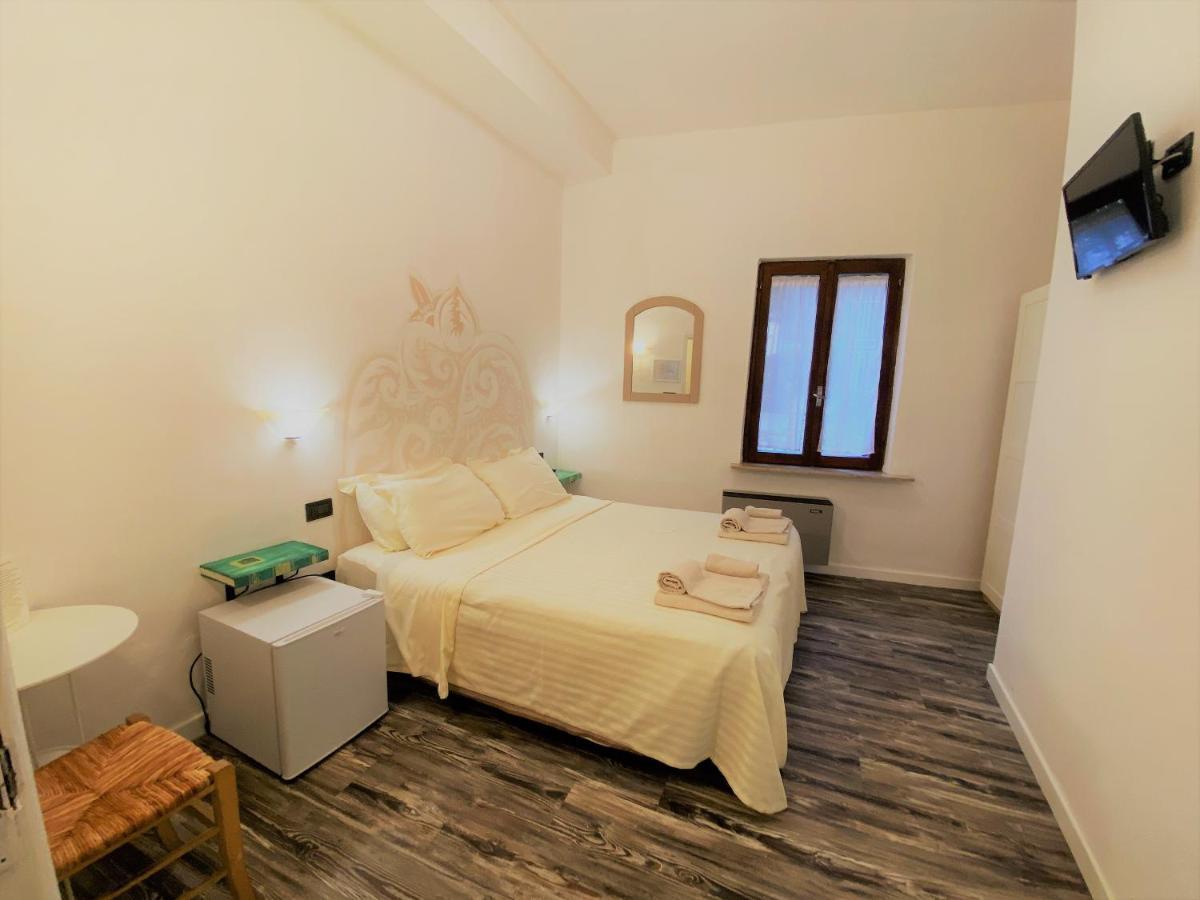 Hotel San Francesco E Il Lupo 구비오 외부 사진