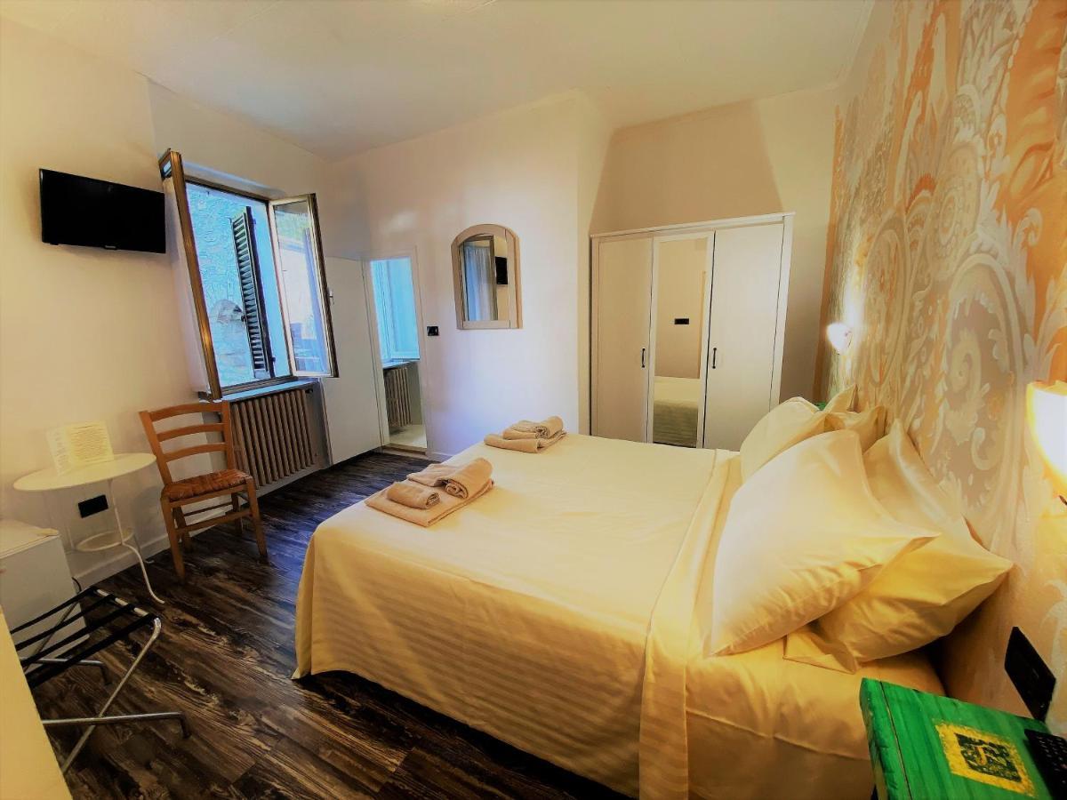 Hotel San Francesco E Il Lupo 구비오 외부 사진