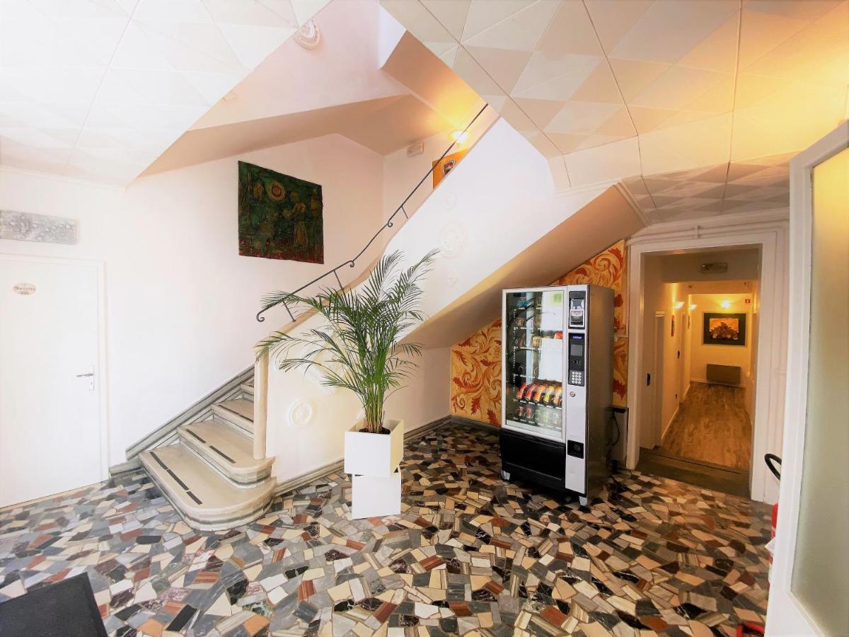 Hotel San Francesco E Il Lupo 구비오 외부 사진