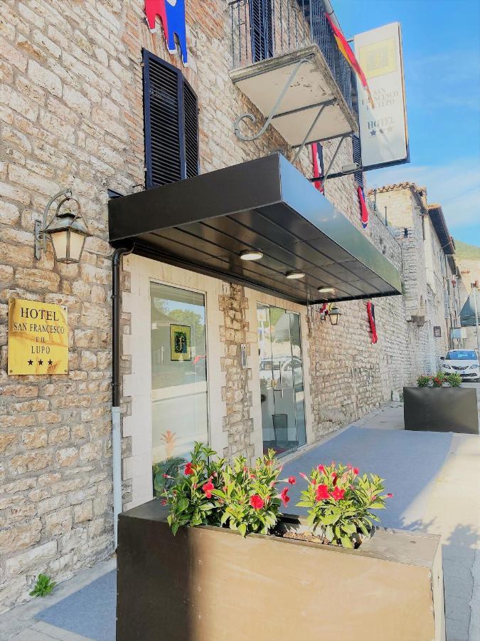 Hotel San Francesco E Il Lupo 구비오 외부 사진
